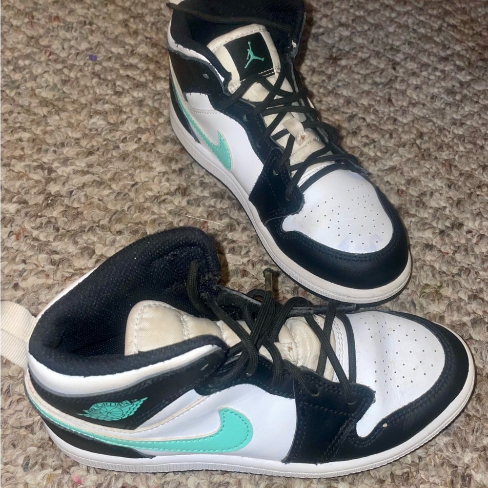 Jordan Kids Sneakers - Black and Mint Green